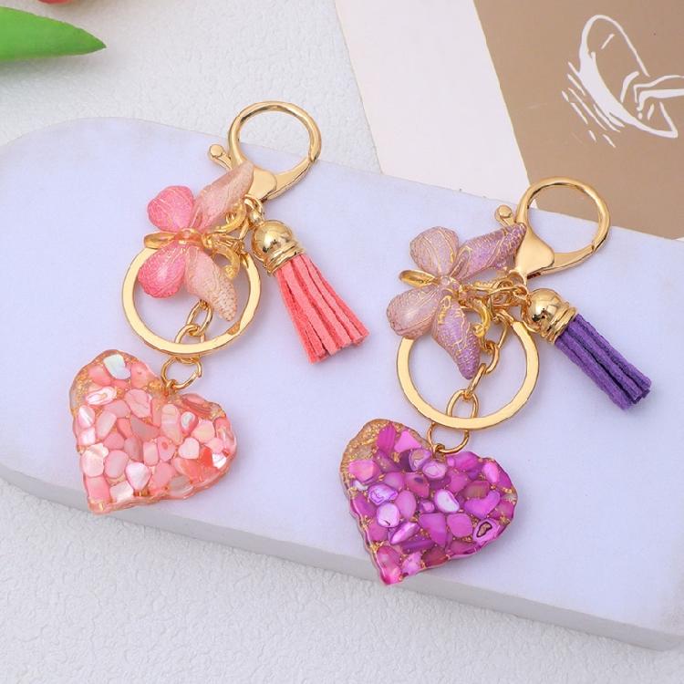 Sequins Filled Resin Heart Keyring Creative Car Key Chain Butterfly Keychain Bag Charm Keychain Hanging Ornament