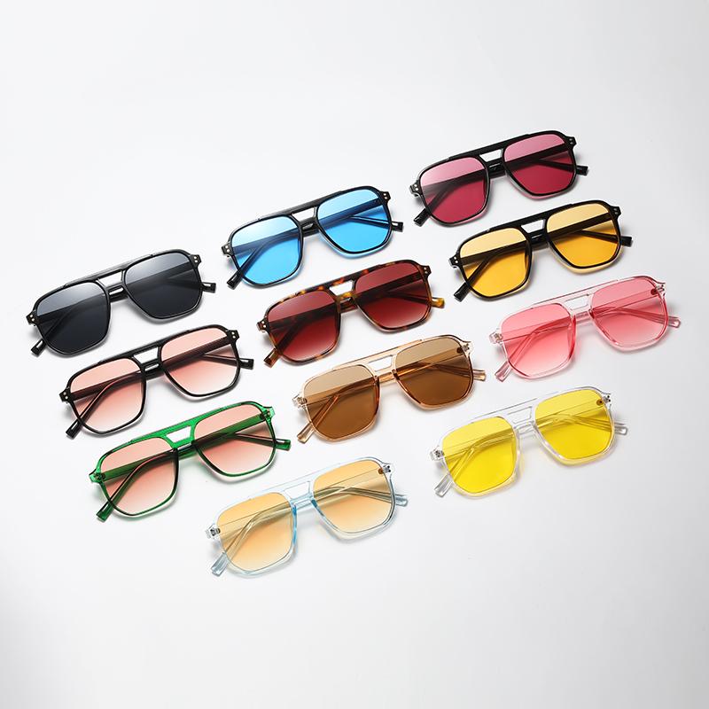4Pcs Men Large Frame Square Sunglasses Fashion Double Bridge Sun Glasses Male Colorful Lens Glasses Gradient Eyeglasses Uv400