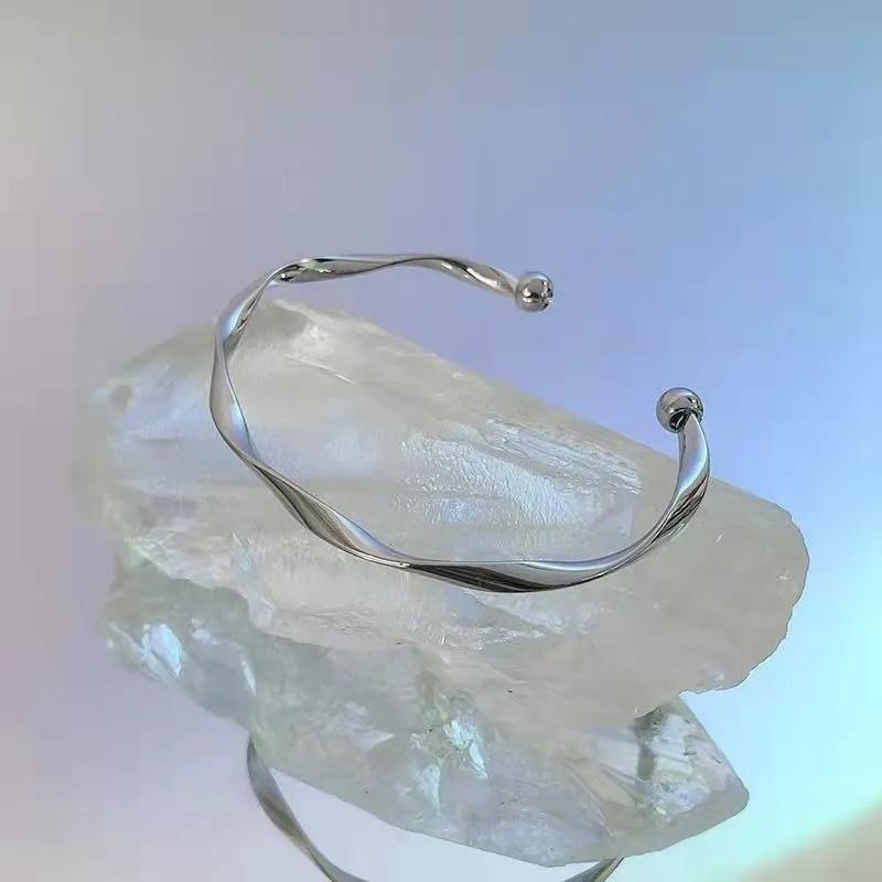 Simple Vintage Irregular Mobius Twist Open Cuff Bangle Bracelets For Women Gold Color Adjustable Zircon
