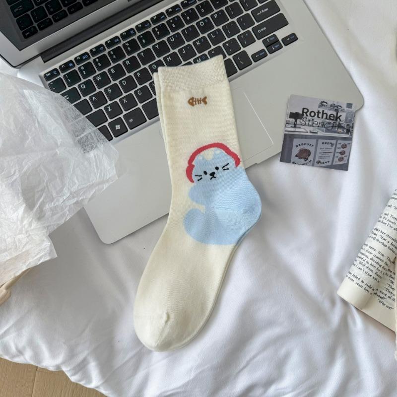 Cartoon Puppy Socks for Girls, Cute and Versatile Animal Illustrations for Spring and Summer, Boneless Socks for Students In Summer, Pile Pile Socks
