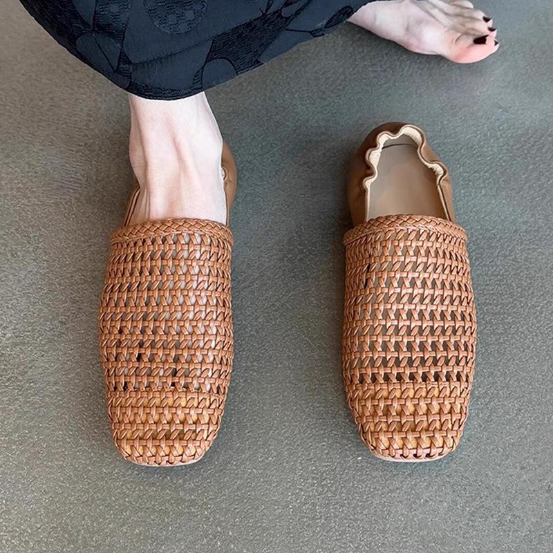 Sheepskin version~ retro one-pedal woven hollow breathable single shoes, children wear genuine leather square head versatile flats