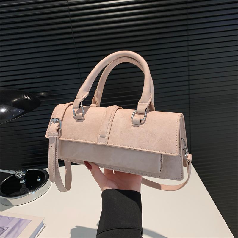 Sac à bandoulière pour femme en cuir PU bleu clair Sac à main exquis Sacs baguette Nouveaux sacs design tendance