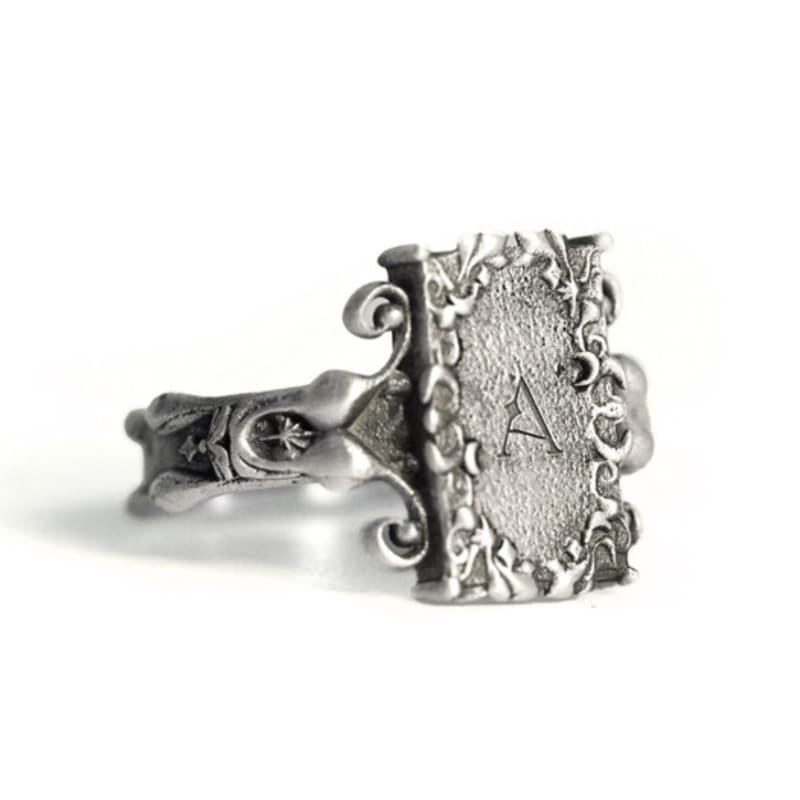 

tomorrowobject moment space ring 01 antique silver