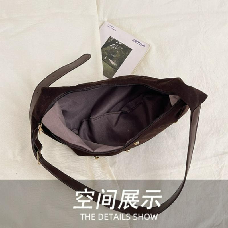 Spring New Women Shoulder Bags Matte Textured Crescent Bag Fashi Rhineste Retro Suede Comfortable Texture Crossbody Bag