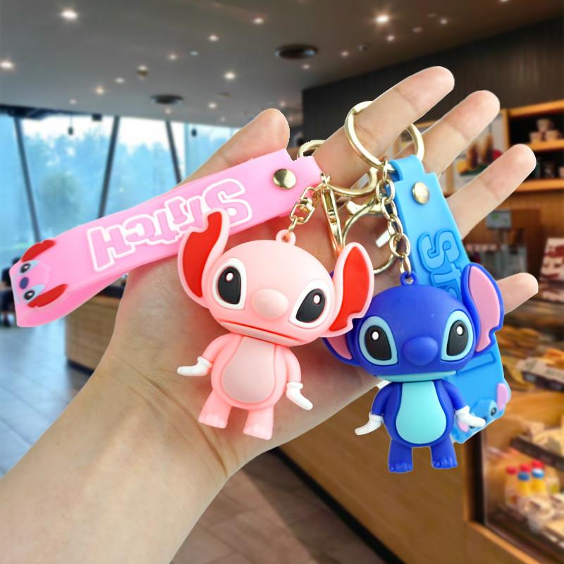Rozkošný kreslený klíčenka Stitch pro dívky Roztomilý přívěsek na batoh pro páry pro studenty