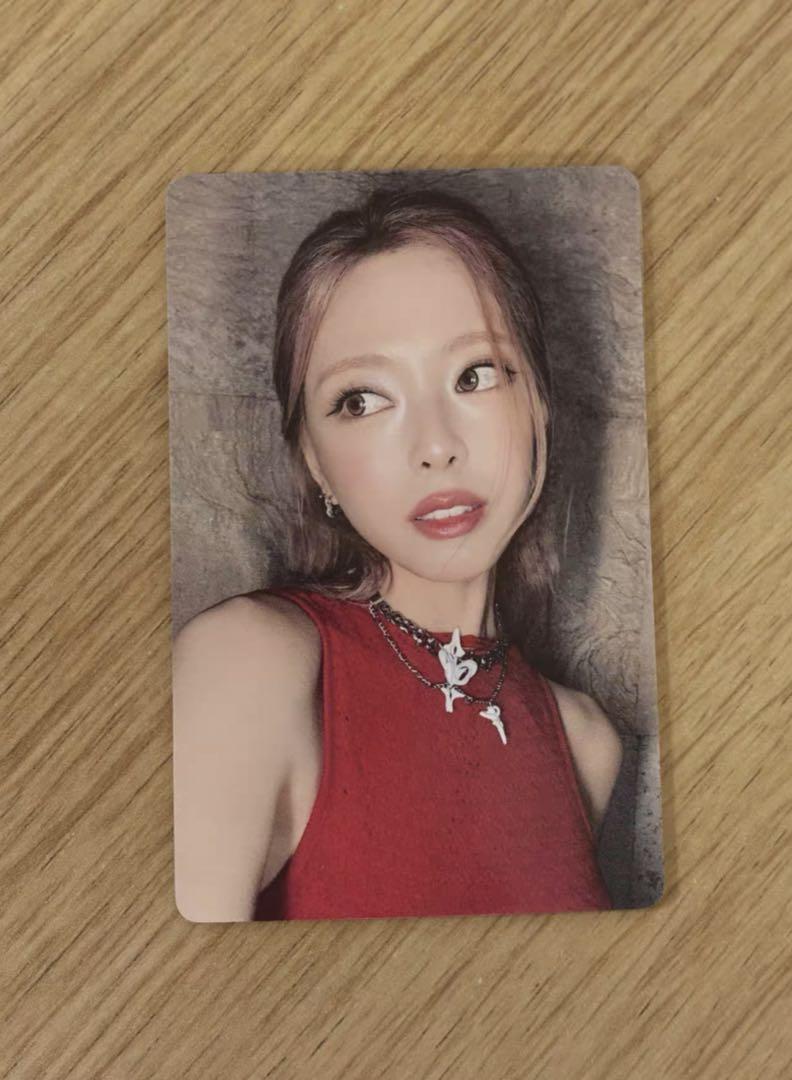 

[USED] itzy GWBG Chinese One Line Entertainment yizhiyu yzy Pre-order Bonus Trading Card Yuna