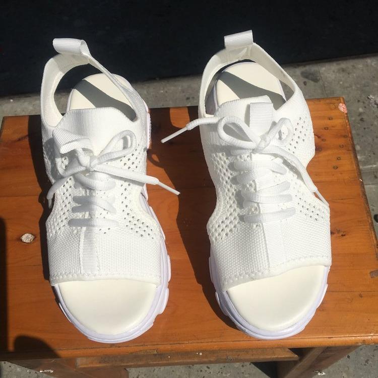 Fashion Sports Sandals for Women 2025 Summer New Style Thick Bottom Mesh Soft Bottom Casual Hollow European and American Beach Sandals