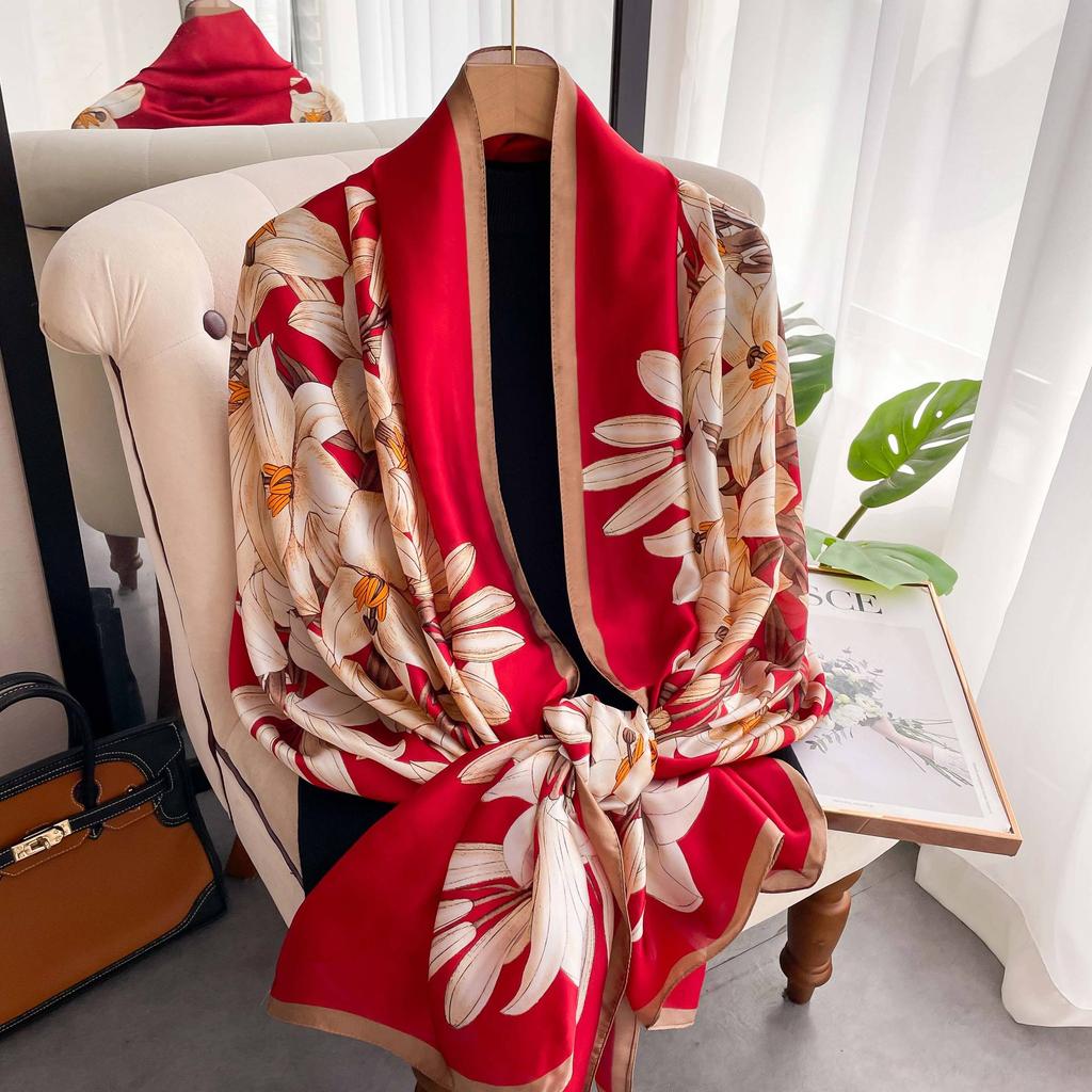 High-quality Luxurious Silk Scarves Headband Scarfs Neck Scarf For Women Chain Silk Scarf Women's Decorative Shawl