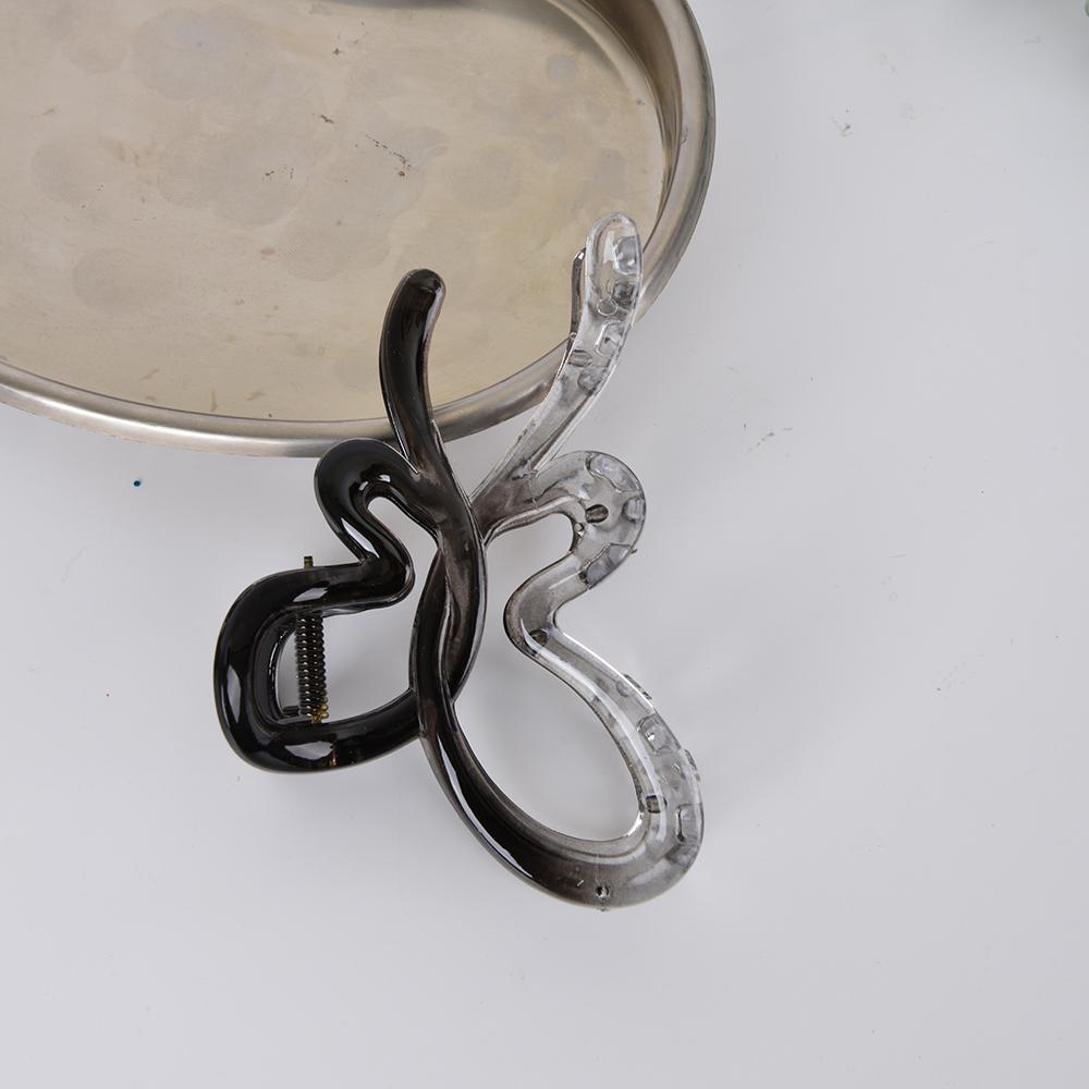 

1 шт. новая заколка для волос с градиентным рисунком бабочки и полым дизайном; милая заколка для затылка; клип акулы