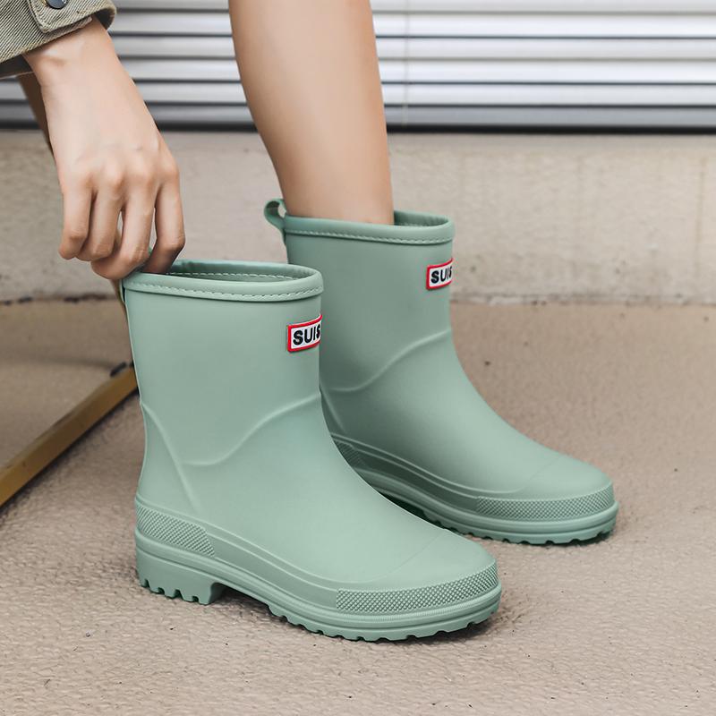 Medium-cylinder Water Shoes: Lightweight And Waterproof Rain Boots With Edge Binding, Kitchen Water Boots, Women's Rubber Shoes