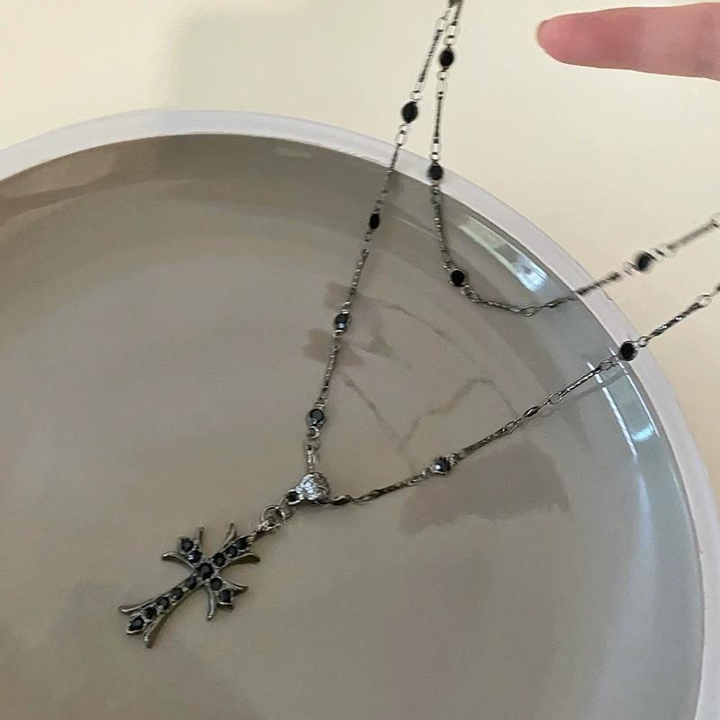 Fashion Retro Black Rhinestone Jesus Pendant Choker Necklace for Women Punk Vintage Double Layers Chain Neck Boho Zircon
