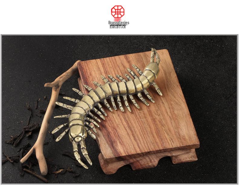Antique Replica Chinese Centipede Brass Sculpture: Solid Copper Hundred-Legged Worm Tea Pet Handicraft