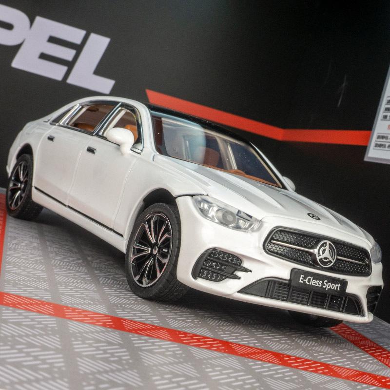 

Haodi C2414 Big Ben E300L Alloy Car Model with Sound & Light синий