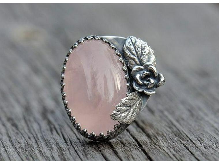 Vintage Goose Egg Shape Inlaid Alloy Ring for Women