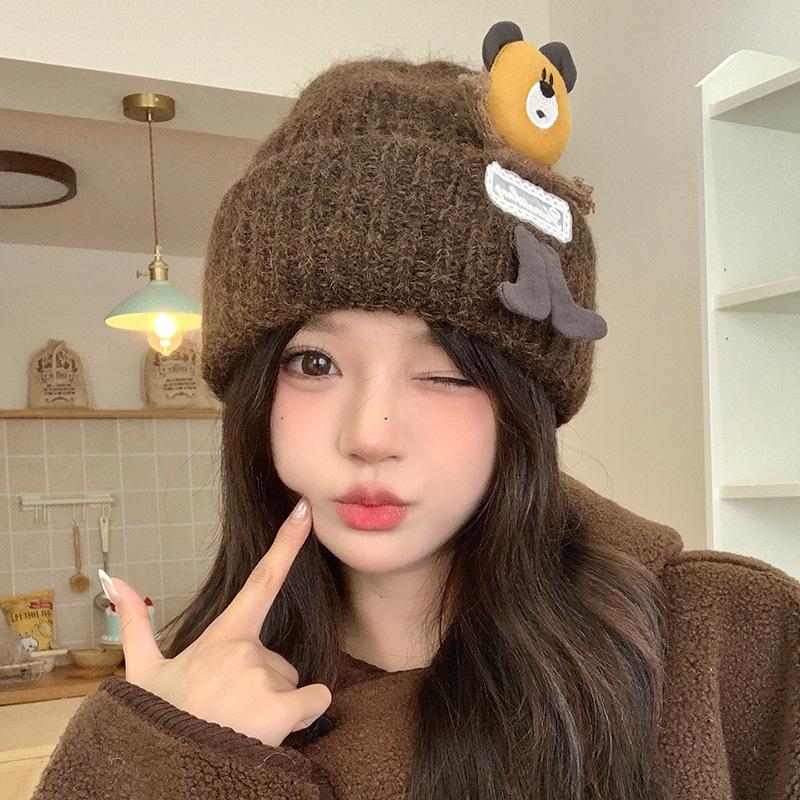 

Cute Pullover Hat for Women Autumn and Winter Bear Patch Woolen Hat Korean Style Versatile Warm Ear Protection Cute Knitted Hat 56-62CM