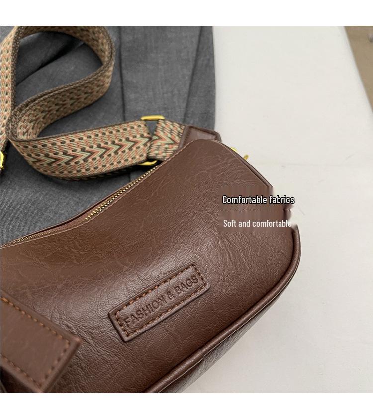 Women's 2025 Autumn Fashion Retro Pillow Crossbody Bag with Wide Strap