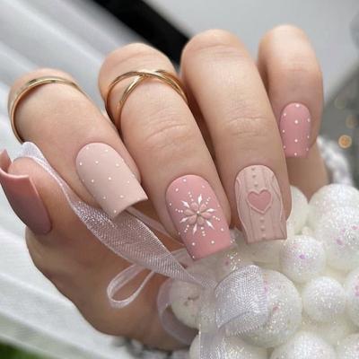 24 pièces Ongles à Presser Rose Girly Fille Douce French Texture Givrée Flocon de Neige Tridimensionnel Amour Noël Faux Ongles