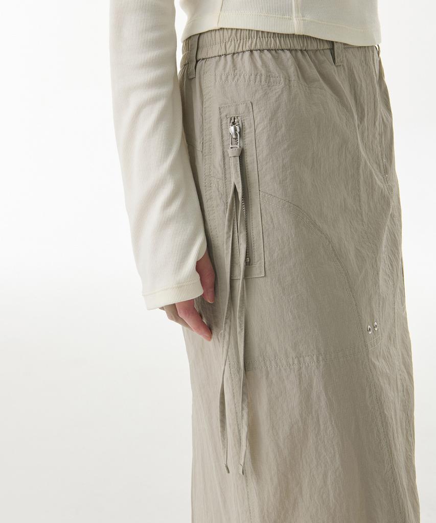 Musinsa Standard Woman Women'S Nylon Ripstop Utility Banding Long Skirt [Light Beige]