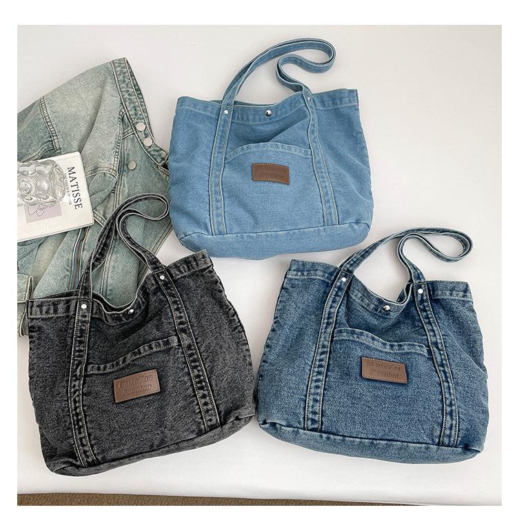 2026 Trendy Large Capacity Denim Tote Bag - Casual and Fashionable Shoulder Bag for Work and Commute
