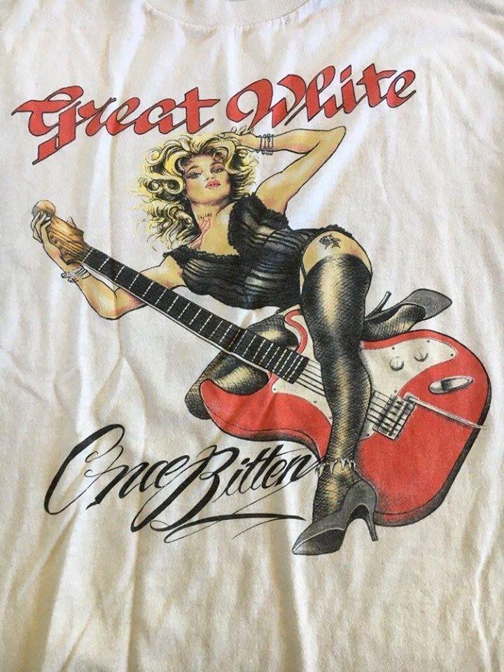 Great White We love our fansnothing says love band shirt E493 Unisex T-Shirt L