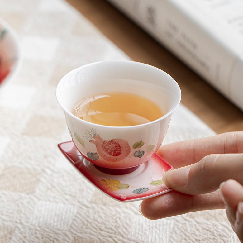 

Gradient Hand-painted Pomegranate Thin Tire Teacup Boutique Tea Bowl Mug Tea-tasting Personal Cup Chazhan Master Cup Saucer Gift