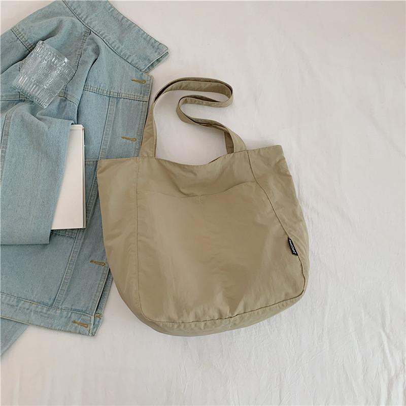 Wasserdichte Umhängetasche aus Nylon für Damen, einfarbig, große Kapazität, Pendler-Einkaufstasche