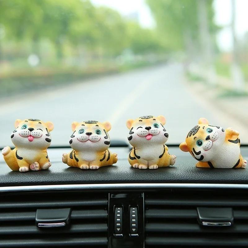 Cute Tiger Ornaments Micro Landscape Miniature Figurine Resin Craft Gift Desktop Garden Decor Home Miniatures Figurines