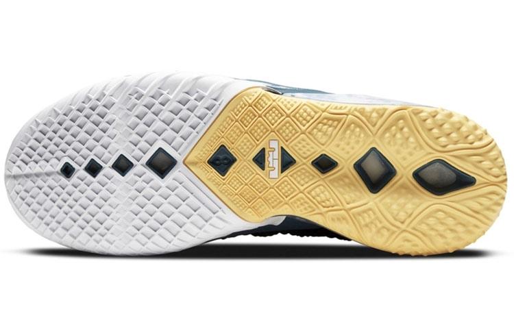 Nike LeBron 18 'Reflections' DB8148-003