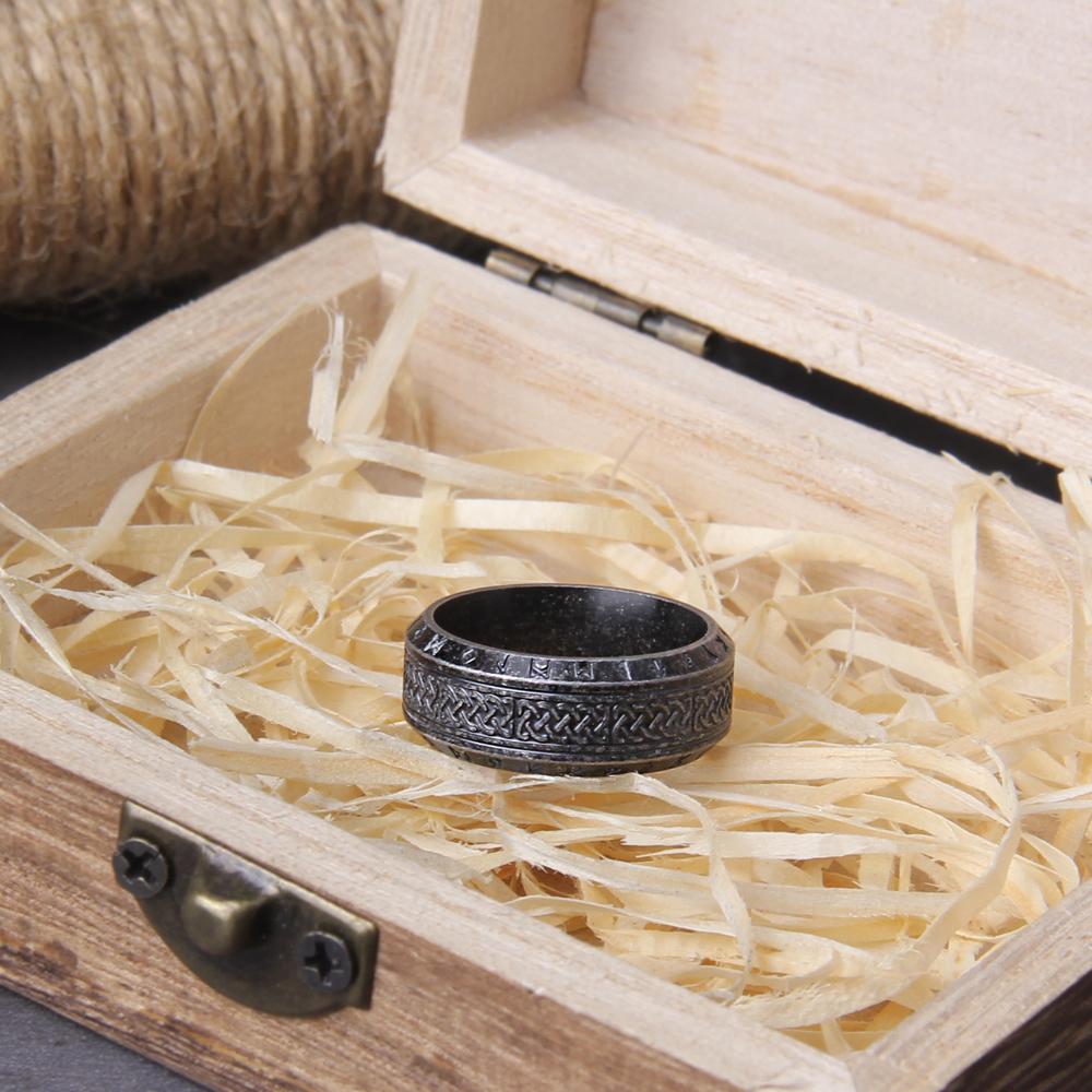 Wikinger Rune Edelstahl Keltischer Ring Nie Verblassend Glatt Modeschmuck mit Holzbox Nordisches Amulett Geschenk