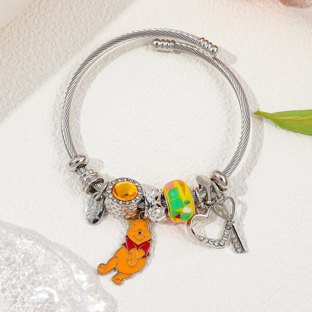 Braccialetto con Ciondoli Cartone Animato Orsetto Pooh in Lega di Zinco Galvanizzata per Regalo e Souvenir di Viaggio