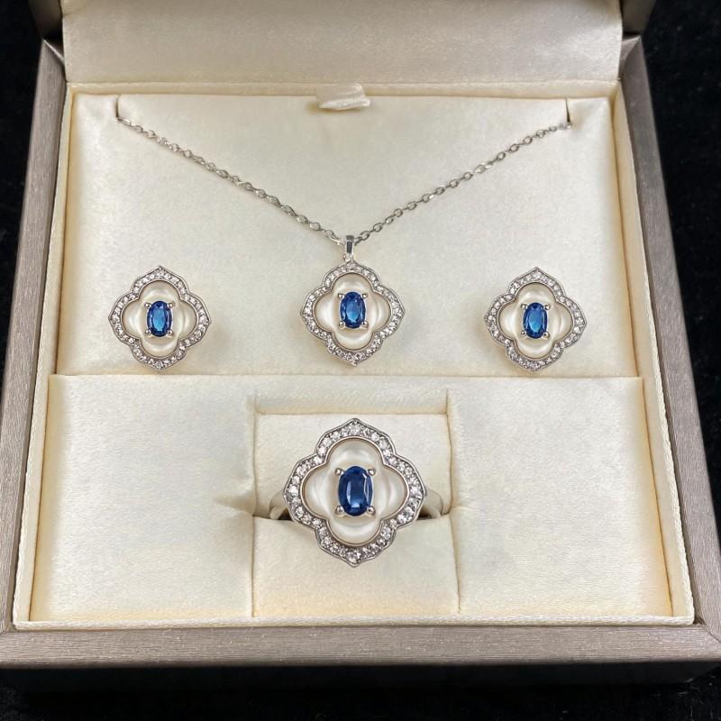 Elegant Clover White Mother-of-Pearl Pendant Set With Simulated Sapphire Oval Charm Copper Alloy Jewelry Trio Women