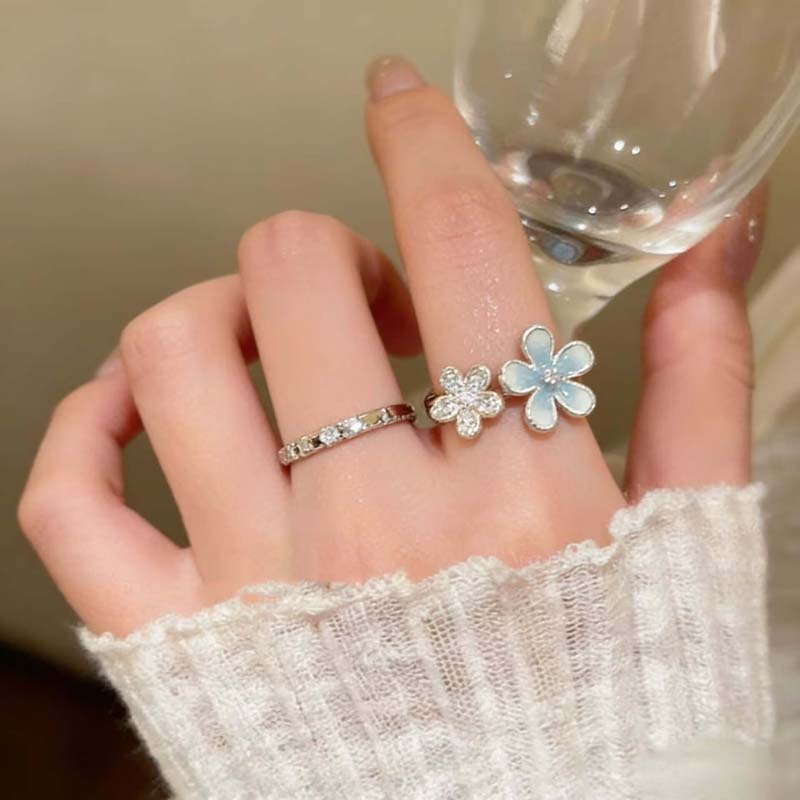 Y2K Sweet Fashion Blue Flower Rings for Women Girls Exquisite Rhinestone Five Petal Flower Opening Rings Party Jewelry Gifts