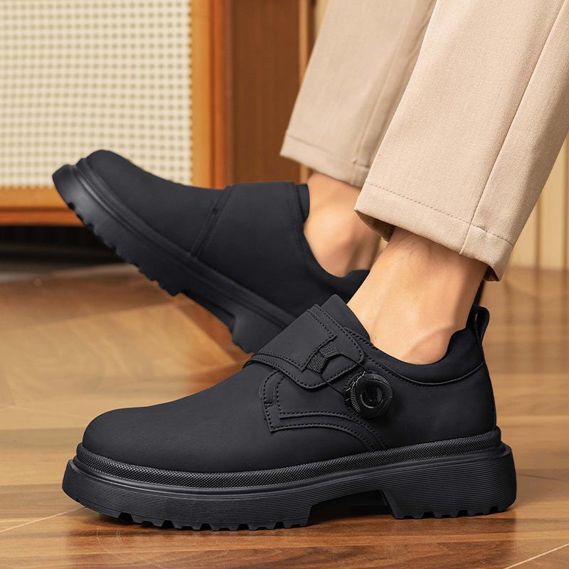 Moda Novos Sapatos Masculinos de Cano Baixo Estilo Britânico Formal de Negócios Sapatos Derby Fivela Giratória Cor Sólida Plataforma Masculino Casual Sapatos de Couro