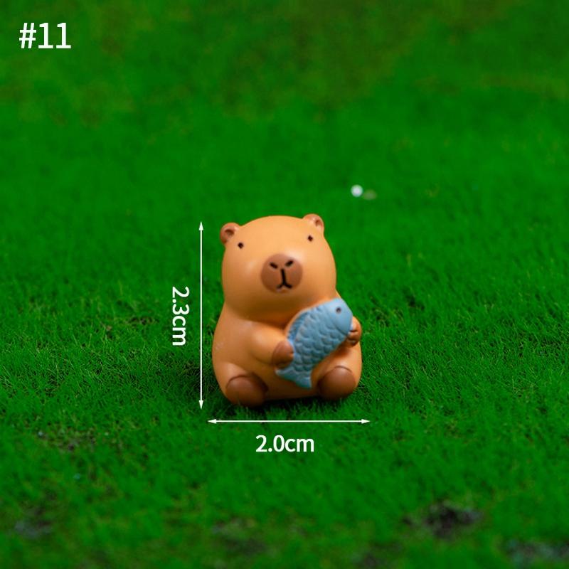 Mini Capybara Figure Ornament Desk Accessories Automotive Car Interior Ornament Resin Figure Miniature Model Animals Decoration