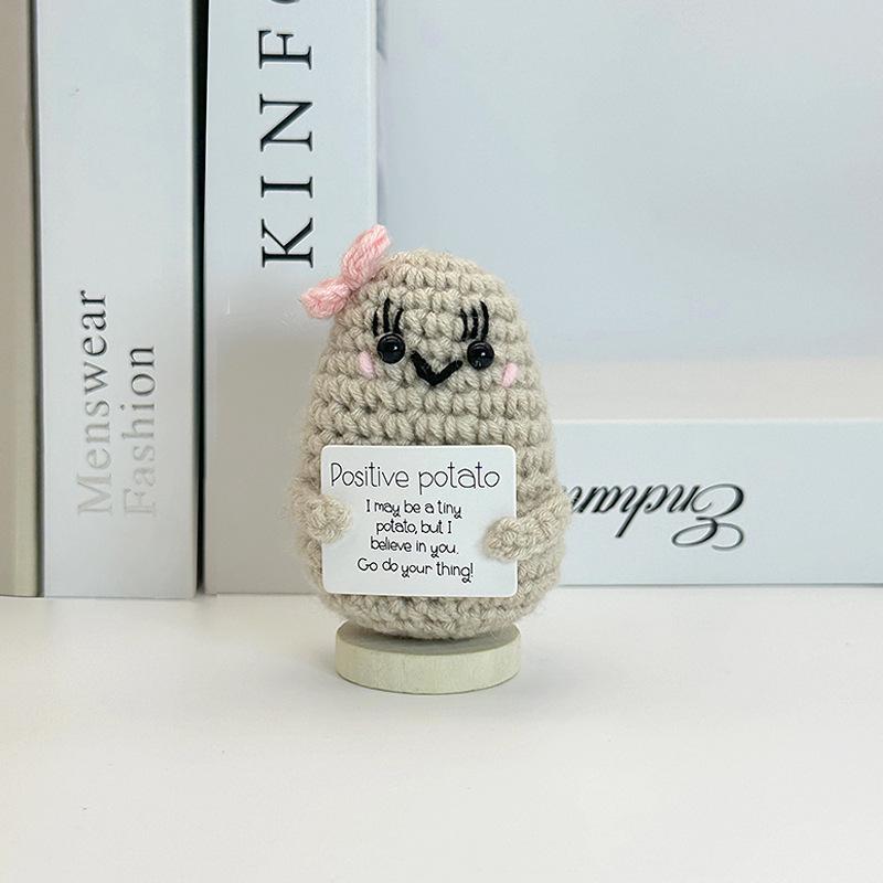 Funny Positive Crochet Cow Doll Desktop Ornament Handmade Cheer Emotional Support Positive Cow with Card Home Party Decoration