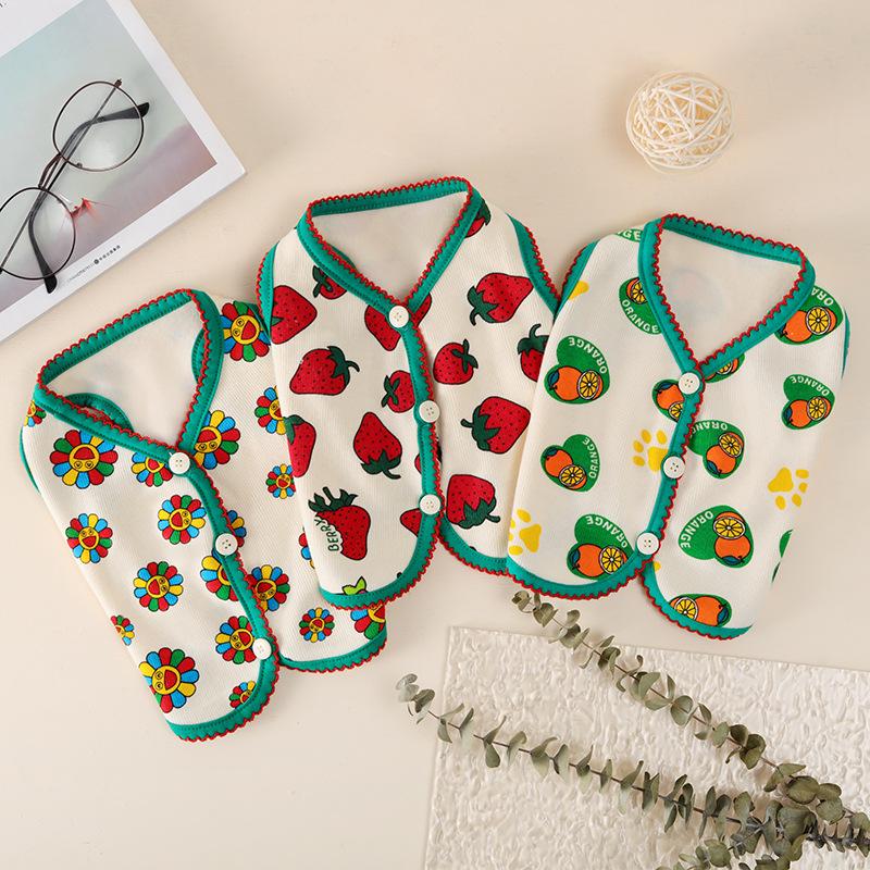 New Pet Cute Strawberry Waistcoat Dog Cat Cat Knot-proof Snow Nairy Flower Clothes Dog Warm Jacket Designer Dog Clothes