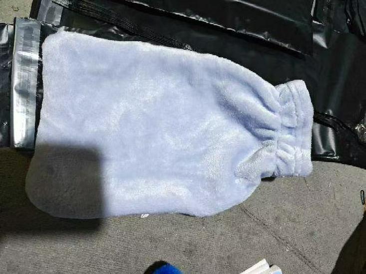 Coral Fleece Faux Rabbit Fur Coat Hot Water Bottle: Explosion-Proof Thickened Winter Hand & Foot Warmer.