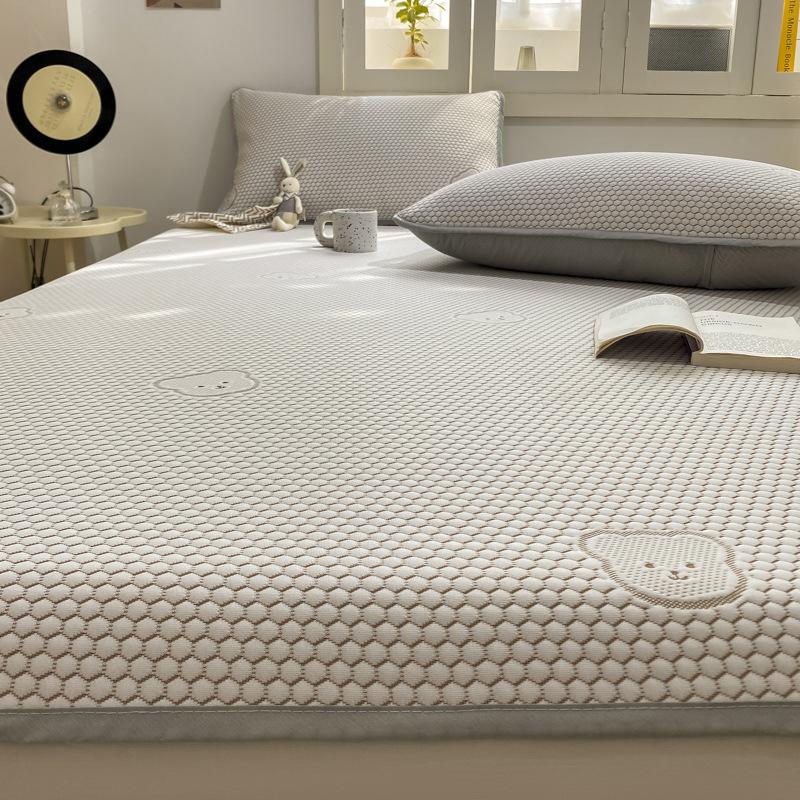Summer Natural Latex Cooling Pad Mat Cool Cartoon Bear Printing Silk pad Foldable Sheet Air Conditioning Soft Pad Home Textile