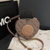 Best-Selling Heart-Shaped Crossbody Bag for Girls - 2025 Fashion Trend Niche Shoulder Bag