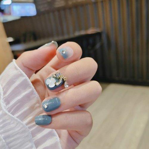 Daisy Blue Big Stone Nail Tip Sticker