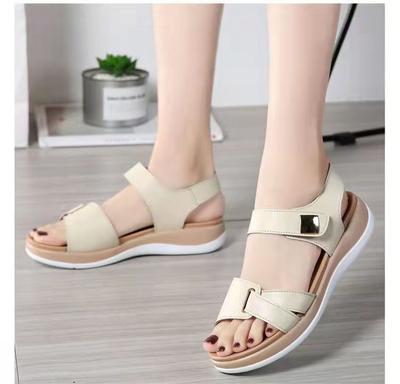 Neue Damen Sandalen Plateau Leder Damen Sandalen Bequeme Flache Sandalen Offene Zehen Strandschuhe Damen Schuhe