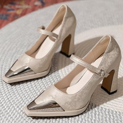 Herbst Neue Einzelne Schuhe Damen Spitz Flacher Mund Metallkopf Linie mit Temperament Klobige Absätze