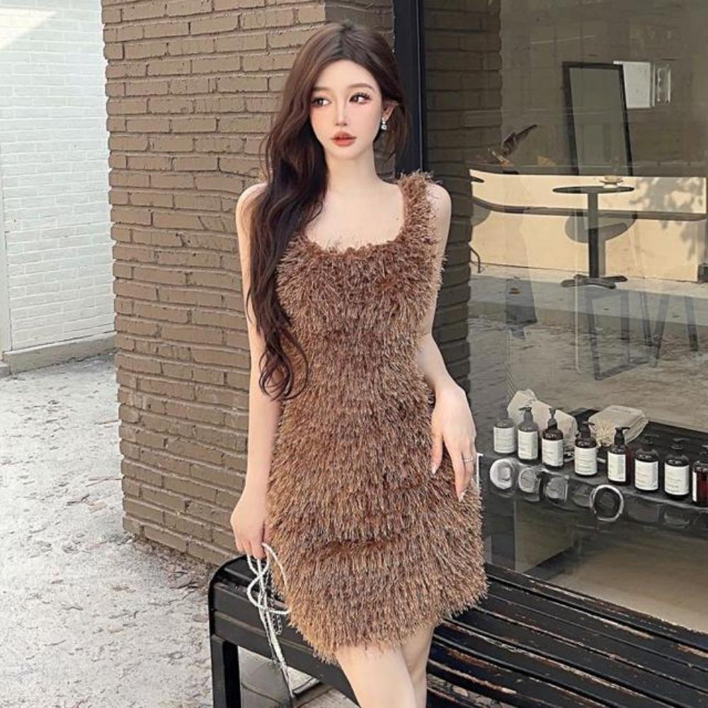 Pure Desire Style Backless Suspender Short Dress Autumn and Winter New Style Versatile Temperament Fashionable Slim Solid Color Dress