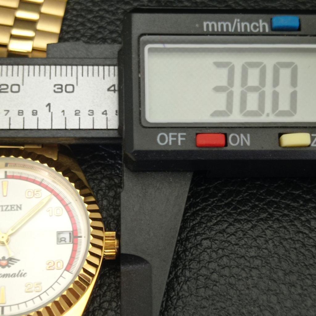 REFURBISHED CITIZEN AUTOMATIC 8200 JAPAN MENS DATE WHITE DIAL WATCH a432606-2 R112-a432606