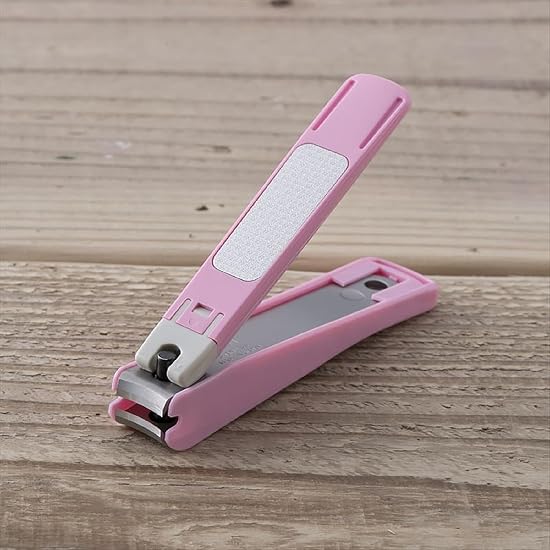 KAI Hello Kitty New Standard Nail Clipper M, Curved Blade, Made In Japan, KK2508