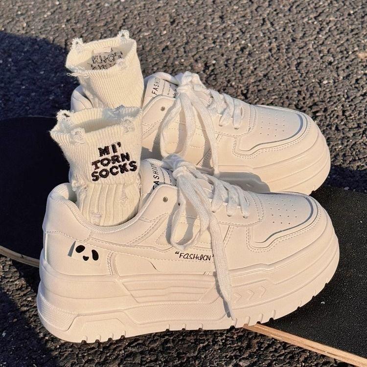 Thick-soled heightening little white shoes women's 2025 new sports and leisure shoes versatile niche shoes original board shoes