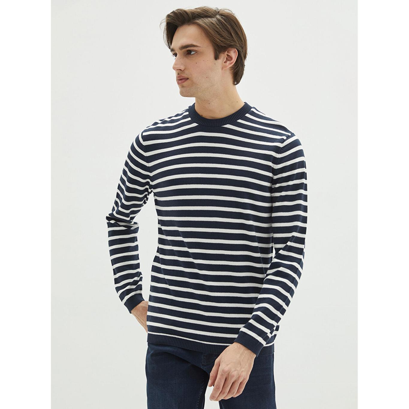 

LCW CASUAL Мужской трикотажный свитер с круглым вырезом и длинными рукавами в полоску темно-синий