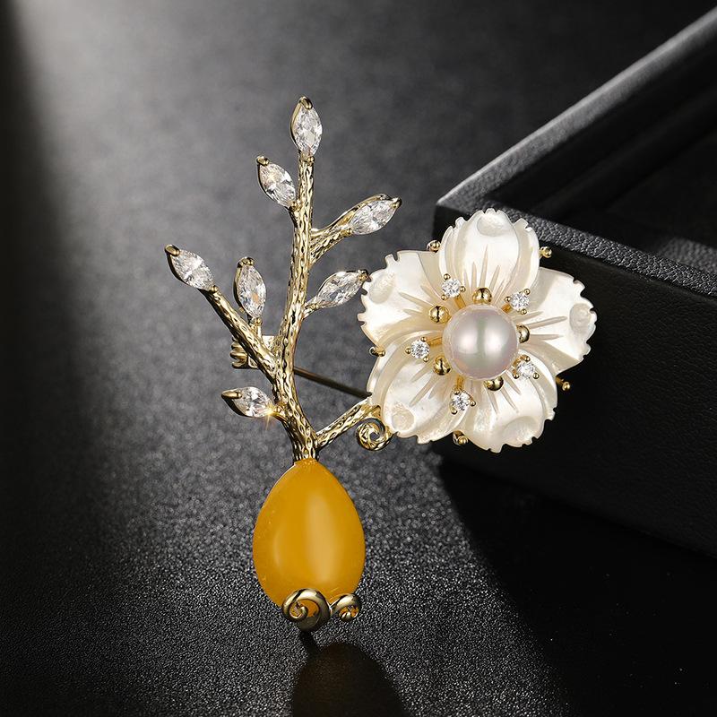 Senior Brooches Flower Leaf Brooch Pins for Women Suit Pendant  Fashion Brooches Jewelry