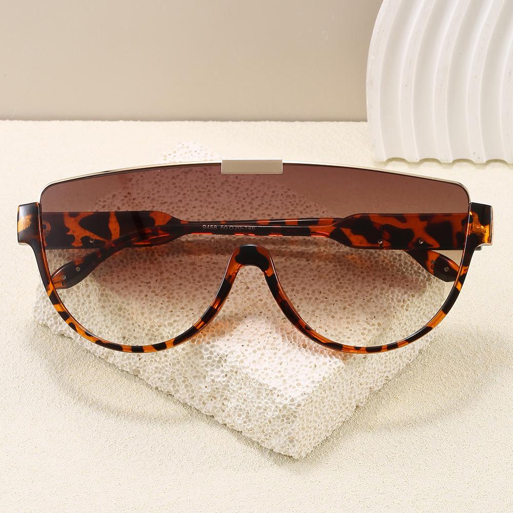 Big Size Ladies'S Sunglasses European American Wind Proof Men Sun Glass Bicycling Hiking Outdoor Sunglasses Ladies