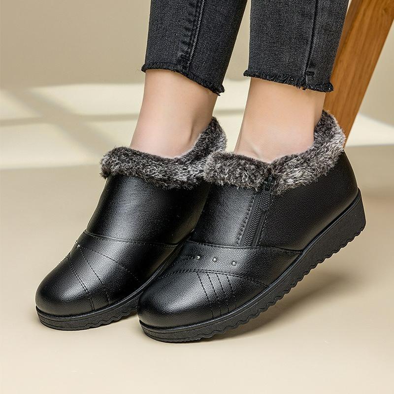 Winter Cotton Shoes, Women's Mother Shoes, Plus Velvet Warm Cotton Short Boots, Women's Shoes, Flat-heeled Non-slip Cotton Leather Shoes, Snow Boots